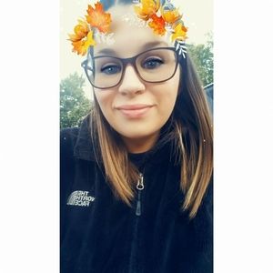 Meet your Posher, Kaitlyn